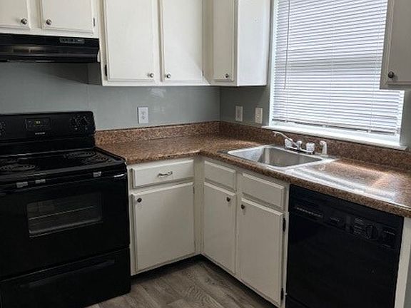 5th image of 4117 Hunting Dr