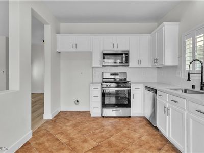 6132 Withrow Downs St, North Las Vegas, NV, 89081
