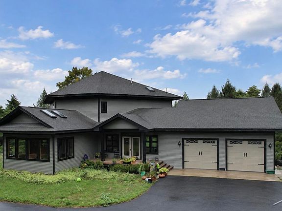 3rd image of 6483 N 144th Ave