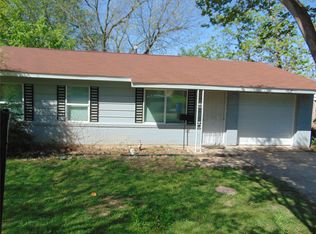 5815 Bluffman Dr, Dallas, TX 75241