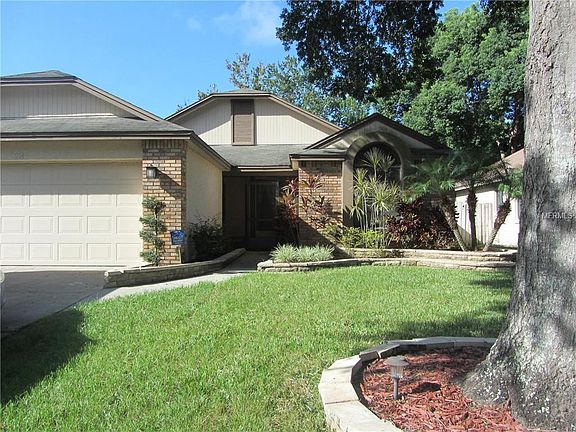 3rd image of 214 River Chase Dr