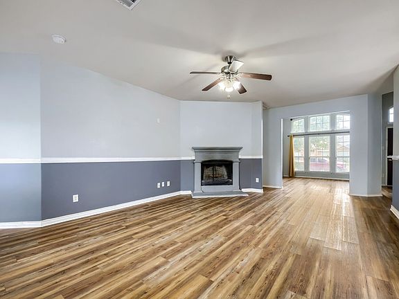 2nd image of 1513 Vermont Ave