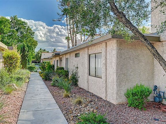3rd image of 2451 Sabado St