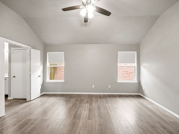 3rd image of 119 Lipan St