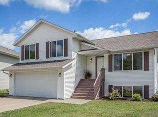 95 Augusta Ct, North Liberty, IA 52317