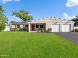 6 Provincial Pl, Neptune, NJ 07753