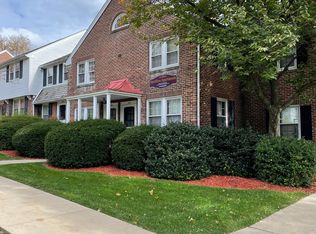102 E Hamilton Ave #102, State College, PA 16801