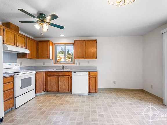 4th image of 7017 NE 140th Ave