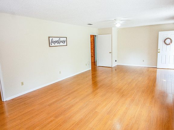 5th image of 7676 S Yellow Pine Cir
