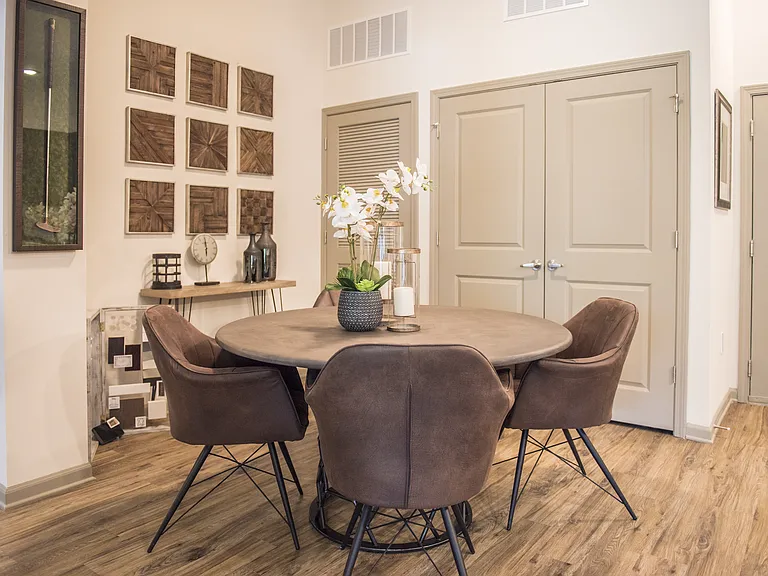 The Ironwood Apartment Homes — Photo 7