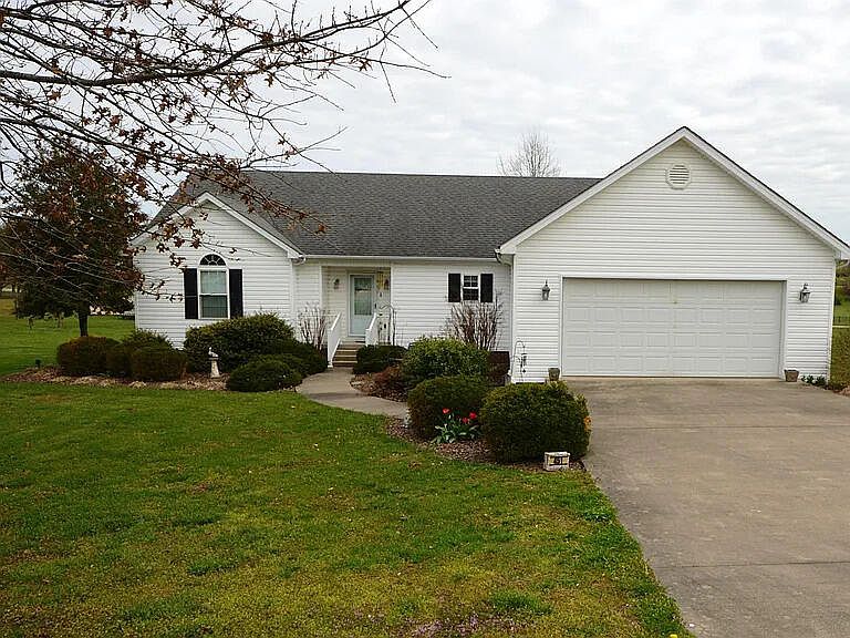 1st image of 451 Bellaire Dr