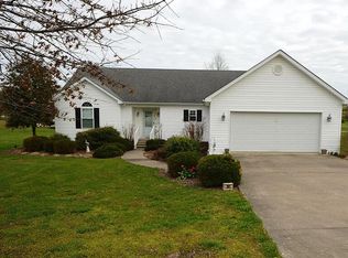 451 Bellaire Dr, Harrodsburg, KY 40330