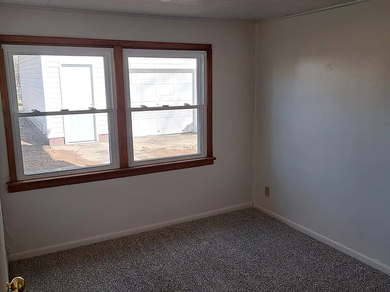 14 Northampton Dr — Photo 24