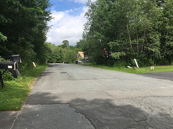 5th image of 95 Timber Hill Ln