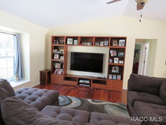 3rd image of 5425 W Pawnee Dr