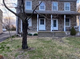 7 Hilltown Pike, Line Lexington, PA 18932