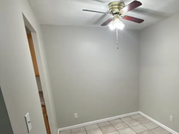 Mc Henry Apartments, 3401 McHenry Ave #33, Cincinnati, OH 45225