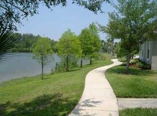 9105 Crystal Commons Way, Tampa, FL 33626
