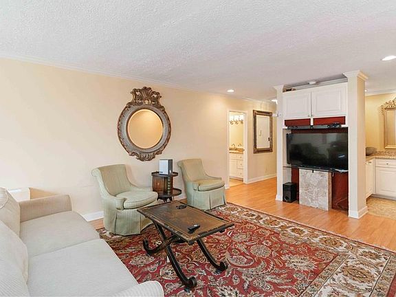 4th image of 215 Piedmont Ave NE APT 1609