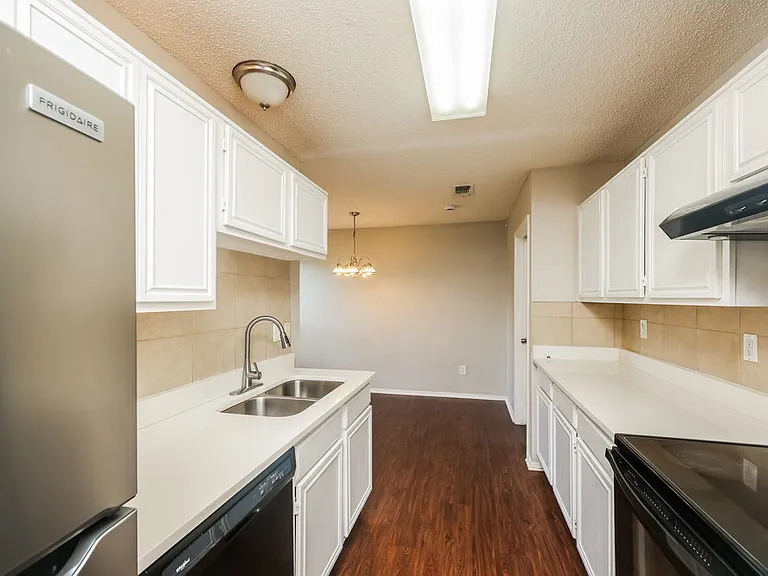 12248 Ortega St — Photo 9