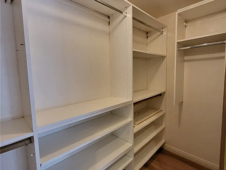 9436 Summer Rain Dr — Photo 14