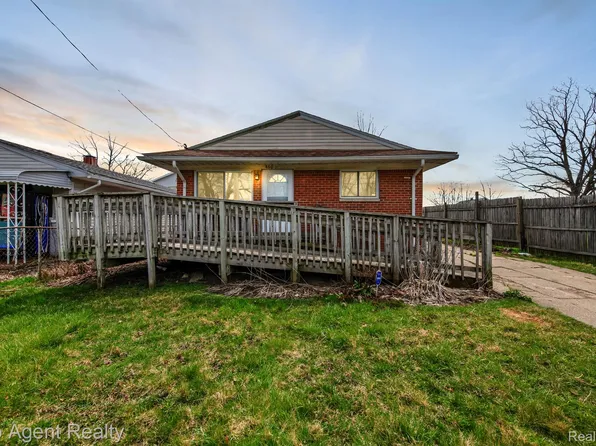 460 Irwin Ave, Pontiac, MI 48341
