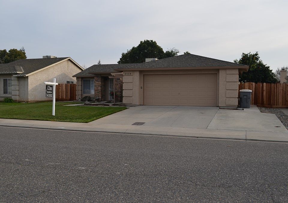 1st image of 2118 Laredo Ln