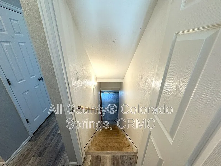 5859 Instone Cir — Photo 29