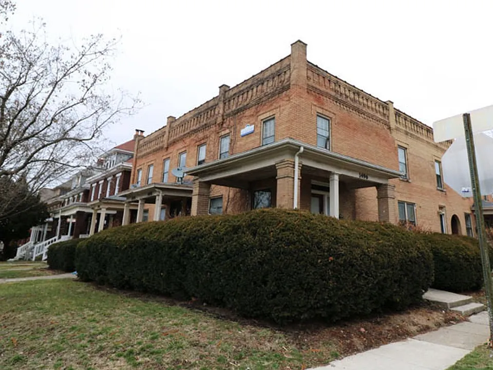 204 E 9th Ave