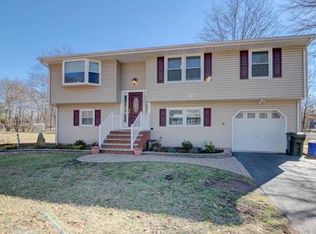 50 Spear St, Piscataway, NJ 08854