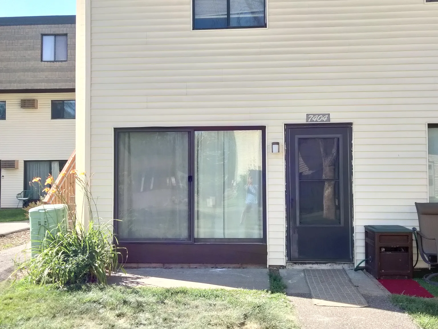 2 bed, 812 sqft, $1,495 — Photo 3