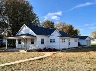 604 Dewey St, Ansley, NE 68814