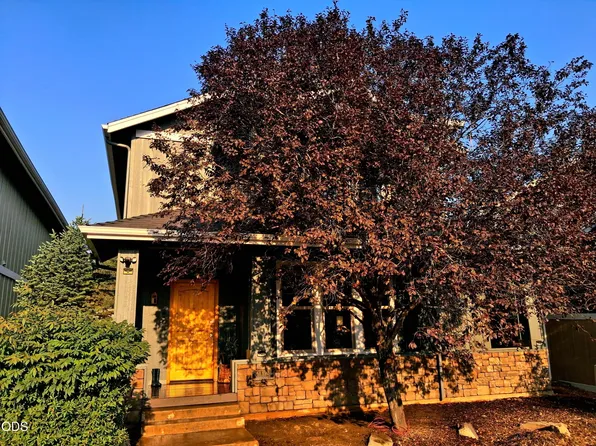 61390 Merriewood Ct, Bend, OR 97702