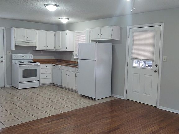 4th image of 802 N Vine St APT A