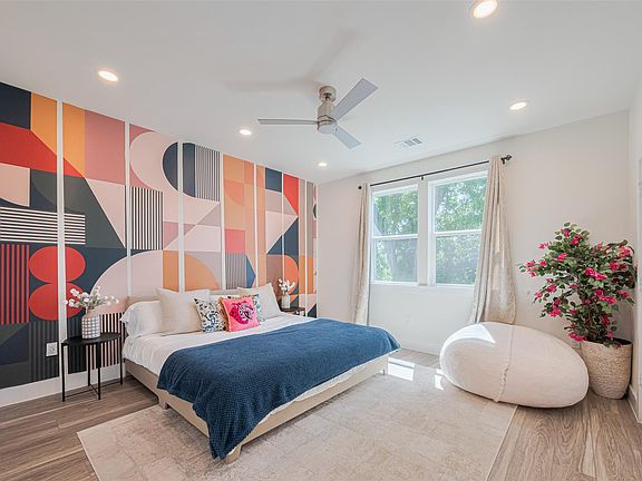 4th image of 2909 Nagle St