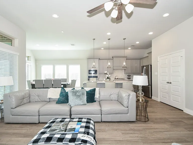 10131 Napier Dr — Photo 9