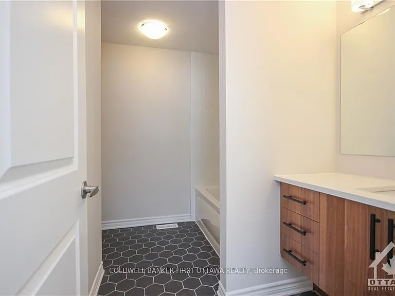 72 Focality Cres — Photo 20