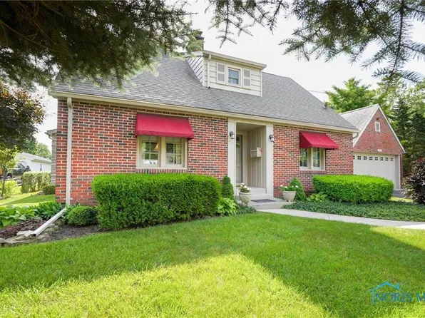 180 W Kibler St, Bluffton, OH 45817