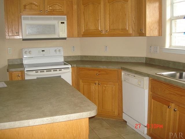 2nd image of 5896 Jameson Cir