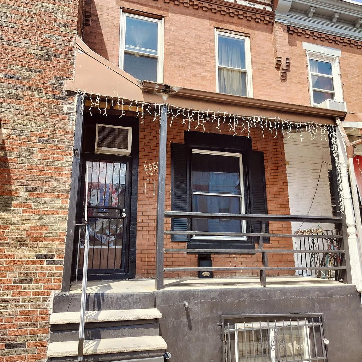 2552 S Franklin St, Philadelphia, PA 19148 | Zillow
