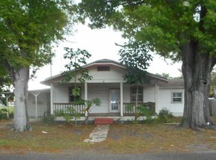 13070 Robin Ln, Largo, FL 33778
