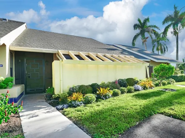 10784 Waterberry Dr, Boca Raton, FL 33498