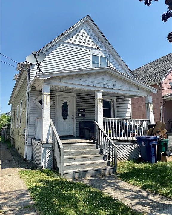 1st image of 10 Langmeyer Ave