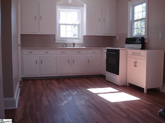 5th image of 101 Mount Pleasant Ave