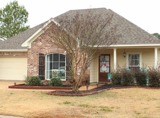 210 Jacks Pl, Brandon, MS 39047