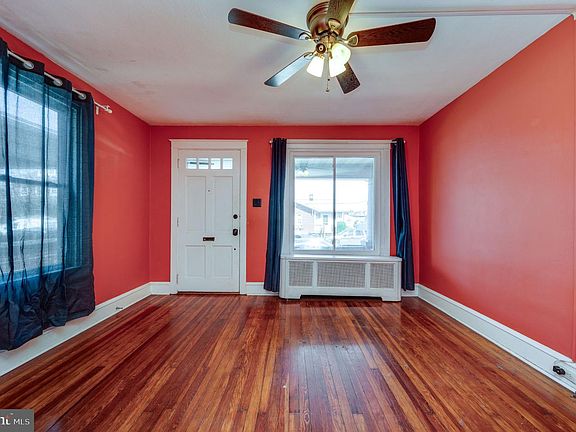 4th image of 1336 Fern Ave