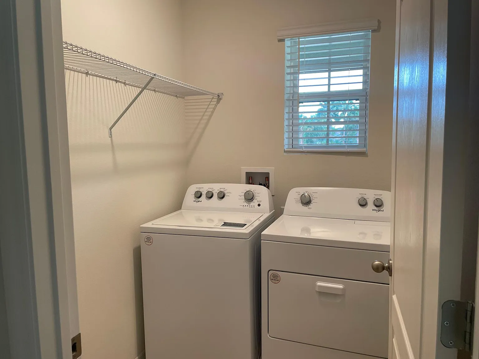 3 bed, 1614 sqft, $2,100 — Photo 2