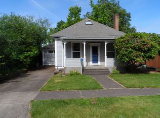 513 S Howard St, Newberg, OR 97132