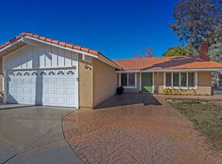 2421 Laurelpark Ct, Thousand Oaks, CA 91362
