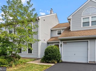 545 Cedar Hollow Dr, Yardley, PA